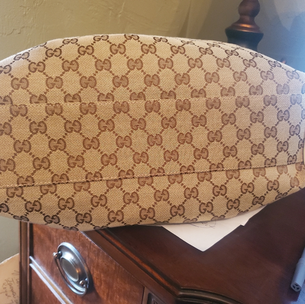 Gucci bag - Picture 2 of 6